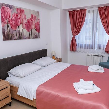 Flatiron Apartments Скопие Екстериор снимка