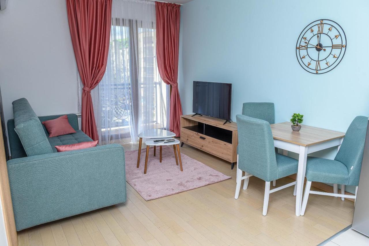 Flatiron Apartments Скопие Екстериор снимка