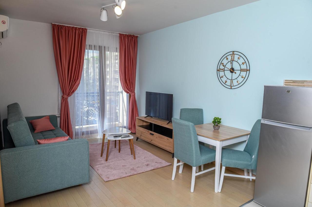 Flatiron Apartments Скопие Екстериор снимка