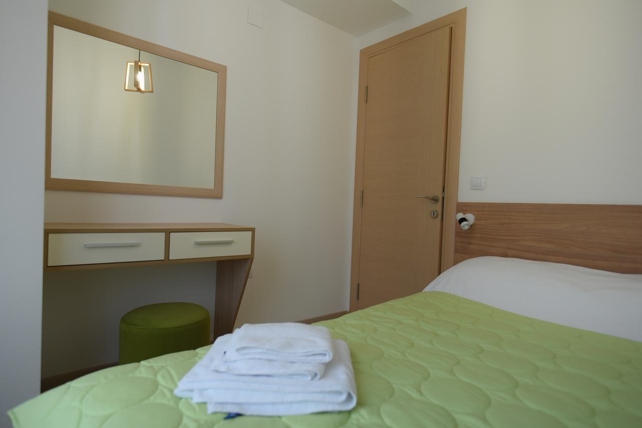 Flatiron Apartments Скопие Екстериор снимка