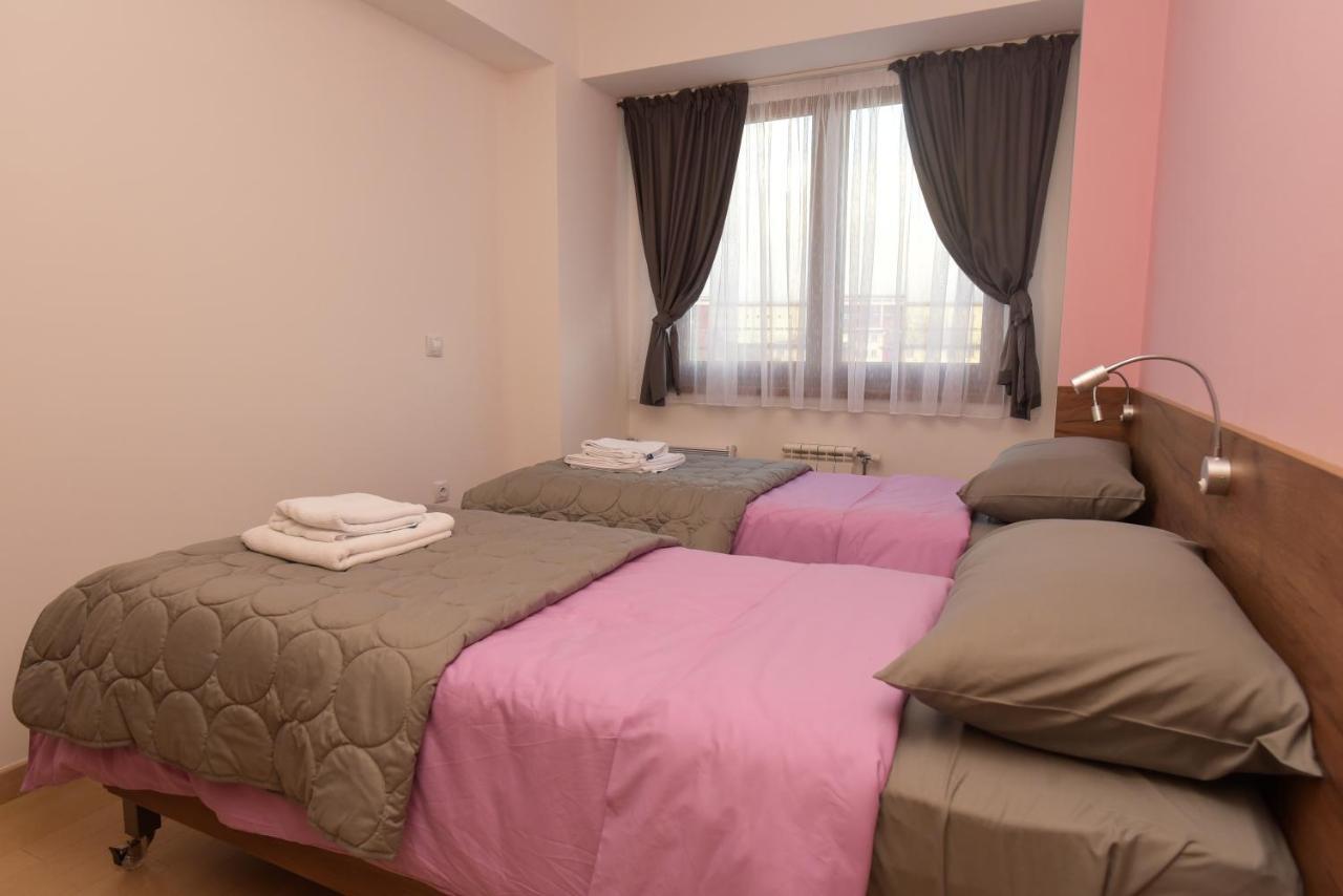 Flatiron Apartments Скопие Екстериор снимка