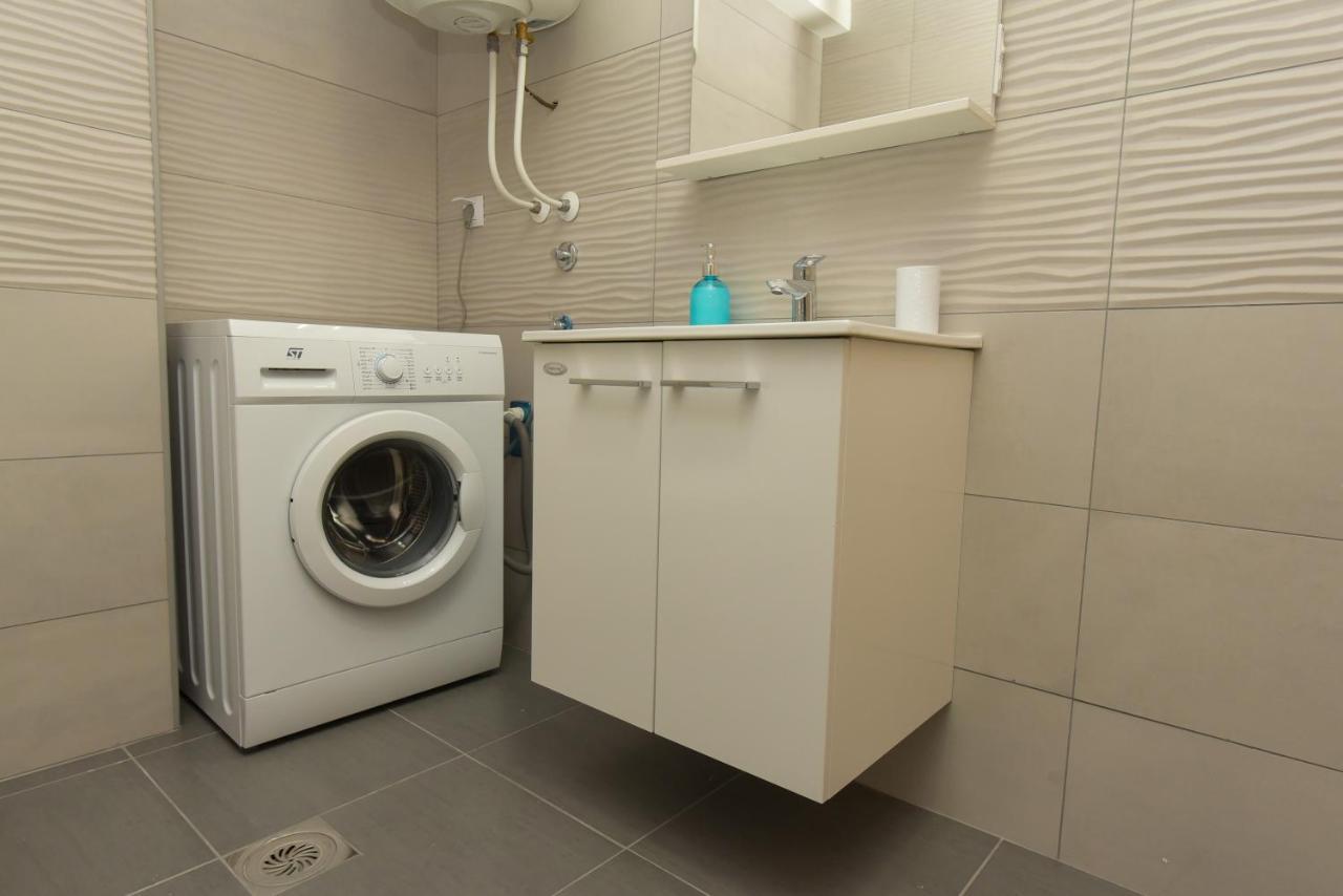 Flatiron Apartments Скопие Екстериор снимка
